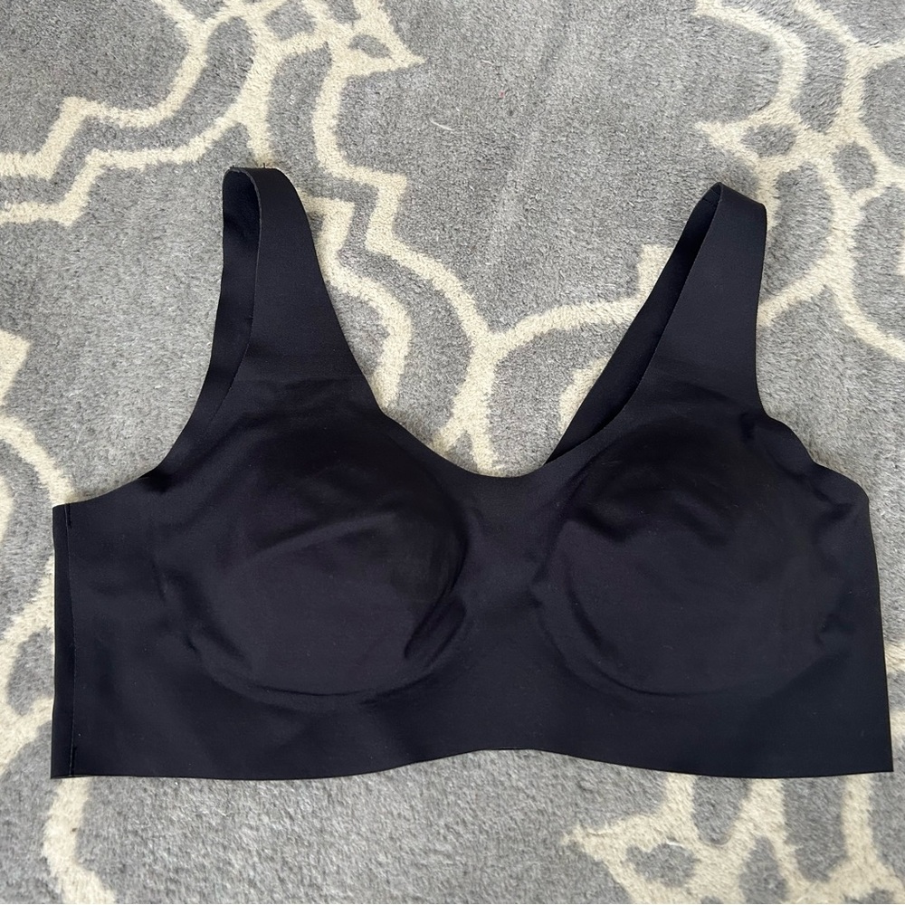 Knix Black Seamless Bra